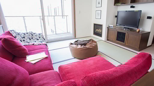 Chalet Toshokan 1 Living room