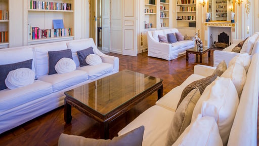 Tourreau Castel Living room 2