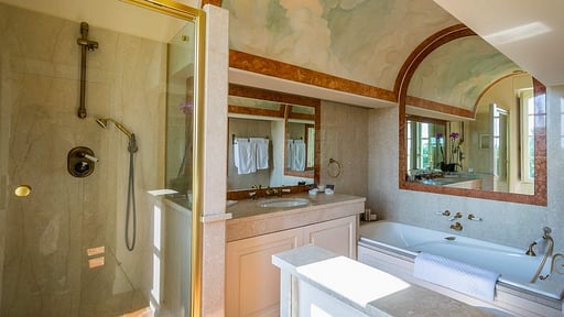Tourreau Castel Bedroom 2
