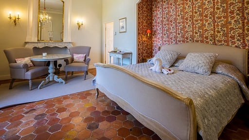 Tourreau Castel Bedroom 2