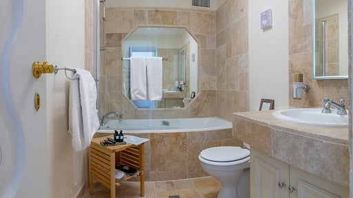Tourreau Castel Bedroom 6