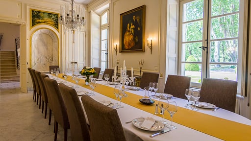 Tourreau Castel Dining area