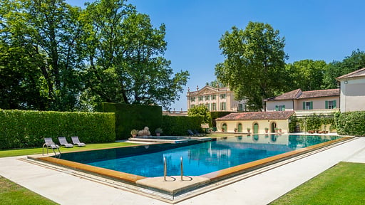 Tourreau Castel Swimming pool
