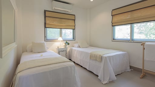 Tradewinds Beach House Schlafzimmer 2