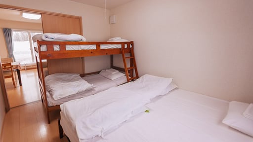 Trailside Apartments Schlafzimmer 1