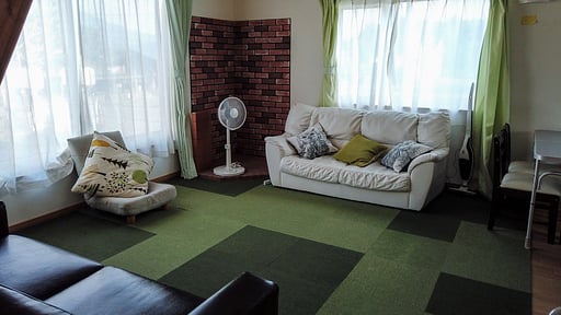 Trailside Chalet Living room