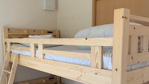 Trailside Chalet Bedroom 1