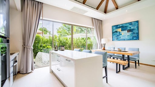 Trichada Private Pool Villa 3 Dining area