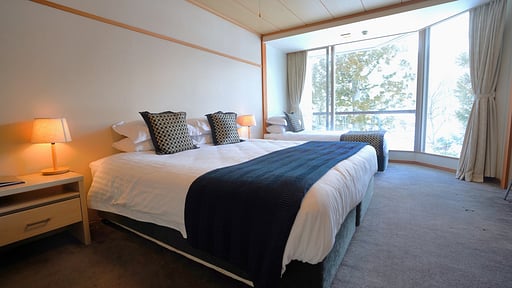 Triple Mountain View Hotel Room Chambre 1