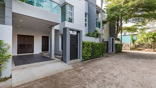 Trixie Town House Unit 2 Others