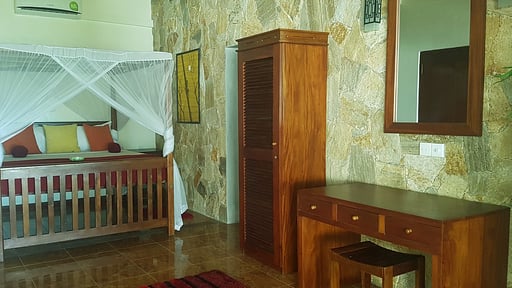 Tropical Beach House Bedroom 2