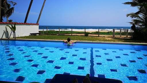 Tropical Beach House Swimming pool