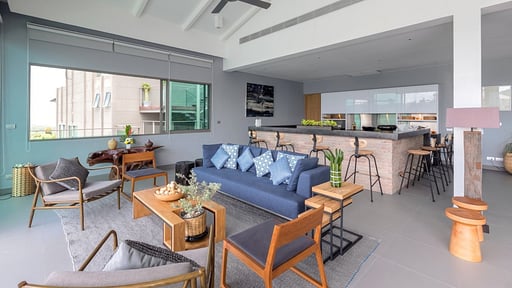 Tropical Castle Living room