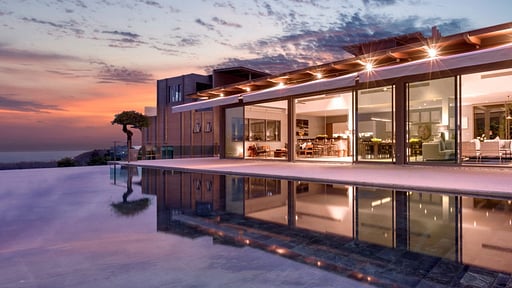 Tropical Castle Swimming pool 1