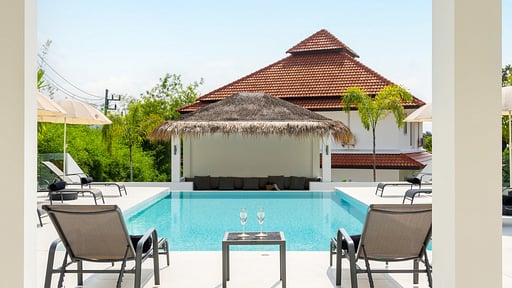 Tropical Garden 49 Swimming pool