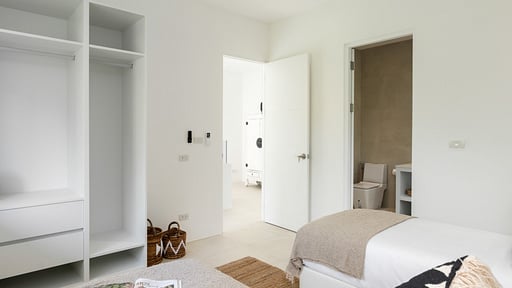 Tropical Garden 49 Bedroom 4