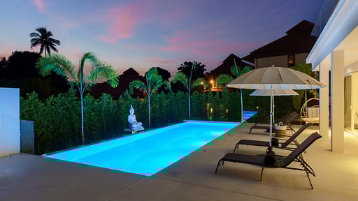 Tropical Garden 50 Swimming pool