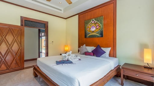 Tropical Retreat Villa Bedroom 2