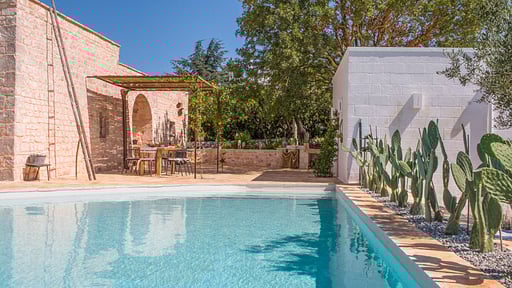 Trulli Carluccio Piscina
