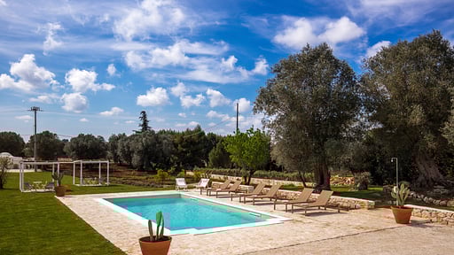 Trulli Donnagaro Zwembad