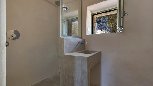 Trulli La Gaura Bedroom 2