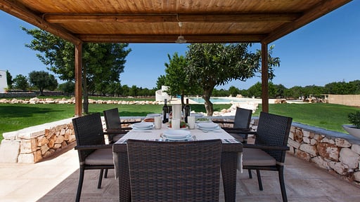 Trullo Coco Dining area