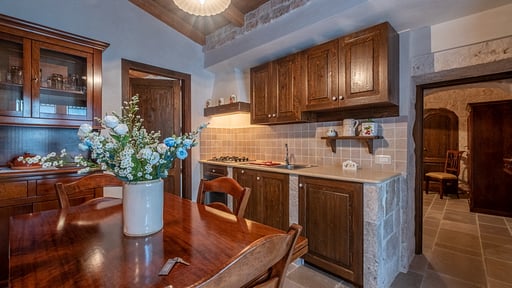 Trullo Gerbera Küche