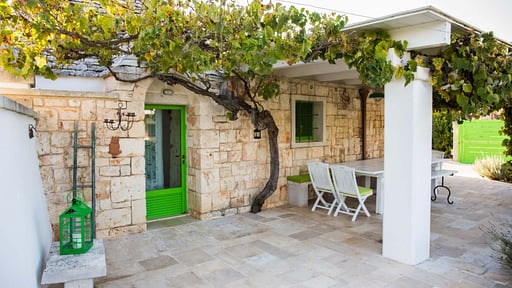 Villa Trullo La Pergola Terrace/Veranda