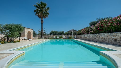 Trullo Orchidea Schwimmbad
