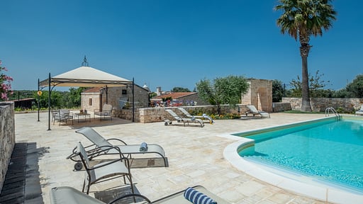 Trullo Orchidea Schwimmbad