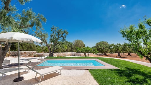 Trullo Venti Swimming pool