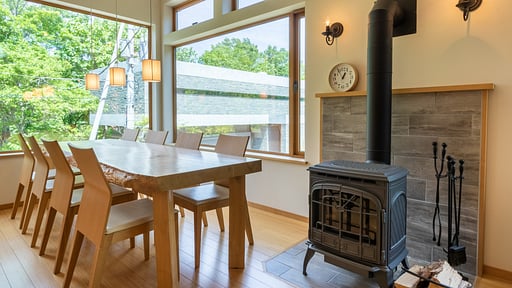 Tsukinoki Chalet Dining area