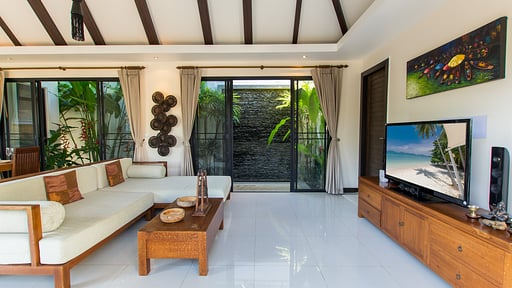Tulip Villa Living room