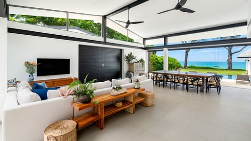 Twin Villa Natai North Living room