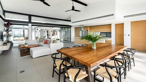 Twin Villas Natai South Dining area