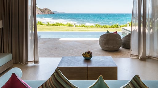 2 Bedroom Cliff Villa Schlafzimmer 1