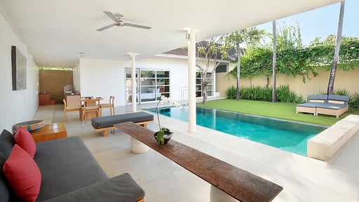 Uma Sapna Royal Pool Villa Living room