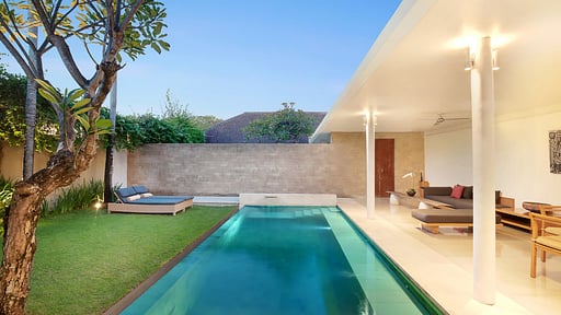 Uma Sapna Royal Pool Villa Swimming pool