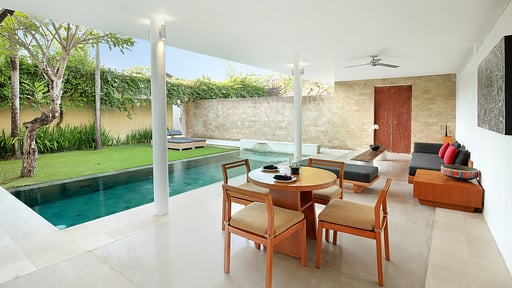 Uma Sapna Royal Pool Villa Living room