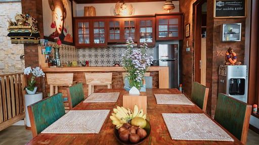 Umah Sunset Villa Dining area