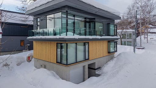 V Residence Surroundings