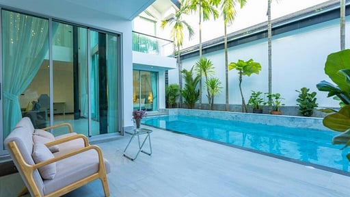 V141 Grand view Бассейн