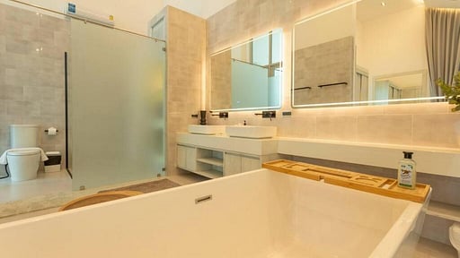 V141 Grand view Спальня 1