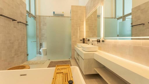 V141 Grand view Спальня 3