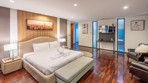 V145 The Pano Schlafzimmer 1