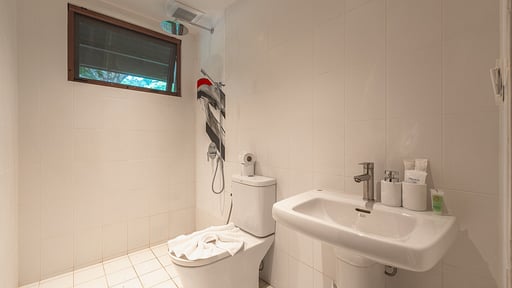 V151 Ao Por Bedroom 5