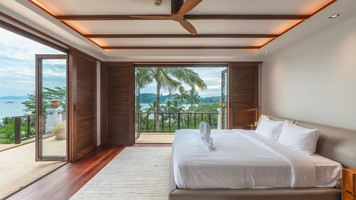 V151 Ao Por Bedroom 1