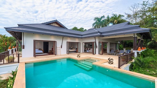 V151 Ao Por Swimming pool