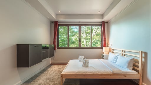 V151 Ao Por Bedroom 6