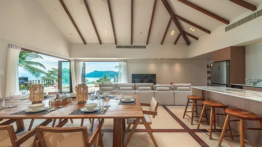 V151 Ao Por Dining area